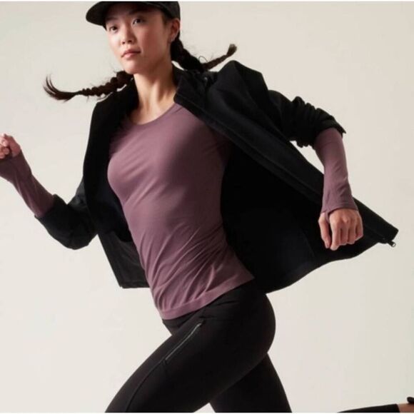 Athleta Momentum Seamless Long Sleeve Top Size Medium - Picture 1 of 6